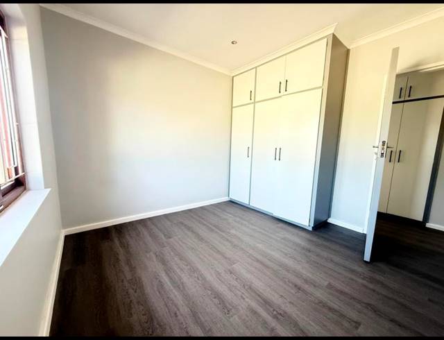 3 BEDROOM HOUSE FOR SALE IN BERGZICHT